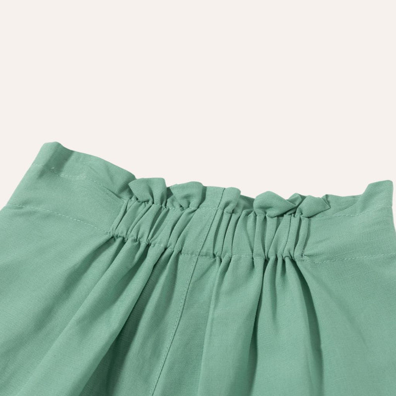 Pantalón corto niña pretina botones