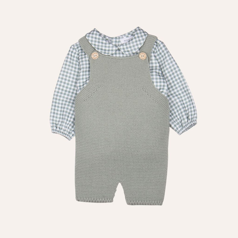 Peto punto y camisa cuadros verdes