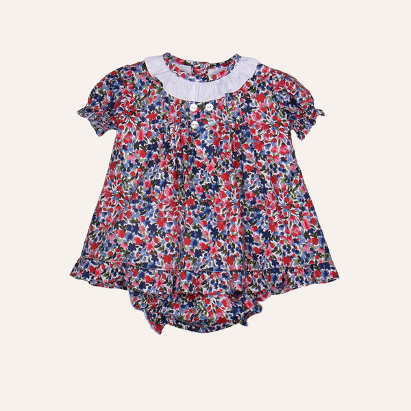 Jesusito arándanos y flores rojas