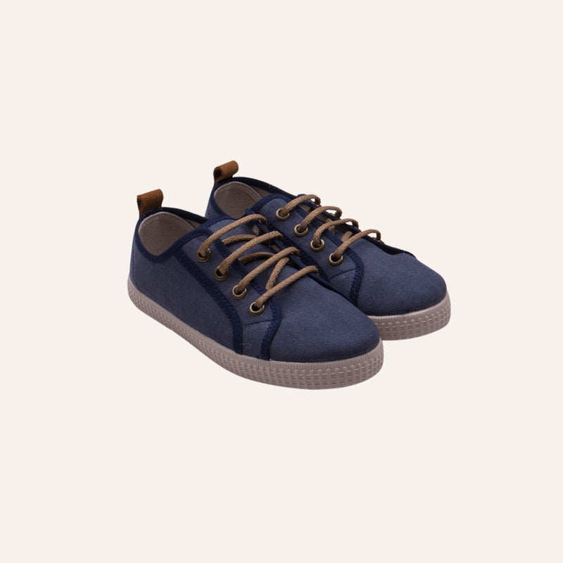 Deportivo lona cordones