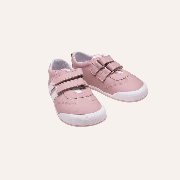 Deportivos rosa puntera blanca