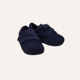 Zapato respetuoso dos velcros