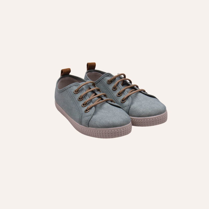 Deportivo lona cordones