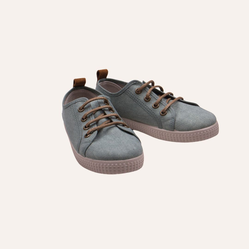 Deportivo lona cordones