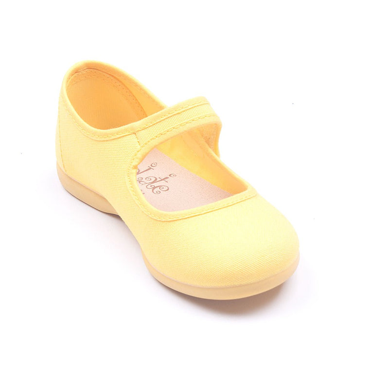 Mercedita de botón piqué