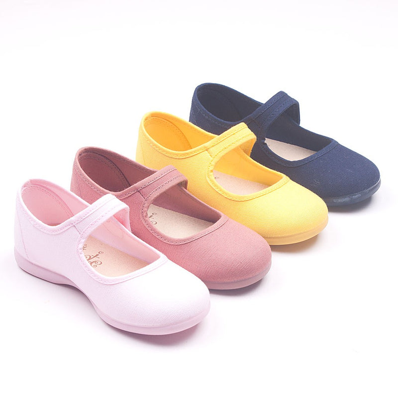 Mercedita de botón piqué