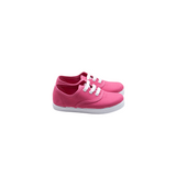 Bamba con cordones y suela blanca magenta